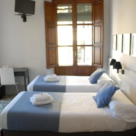 La Perla Guest house