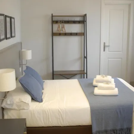 La Perla Guest house 2*
