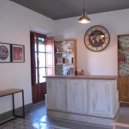 Guest house La Perla 2*
