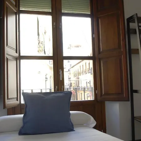 La Perla Guest house 2*