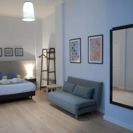 La Perla Guest house